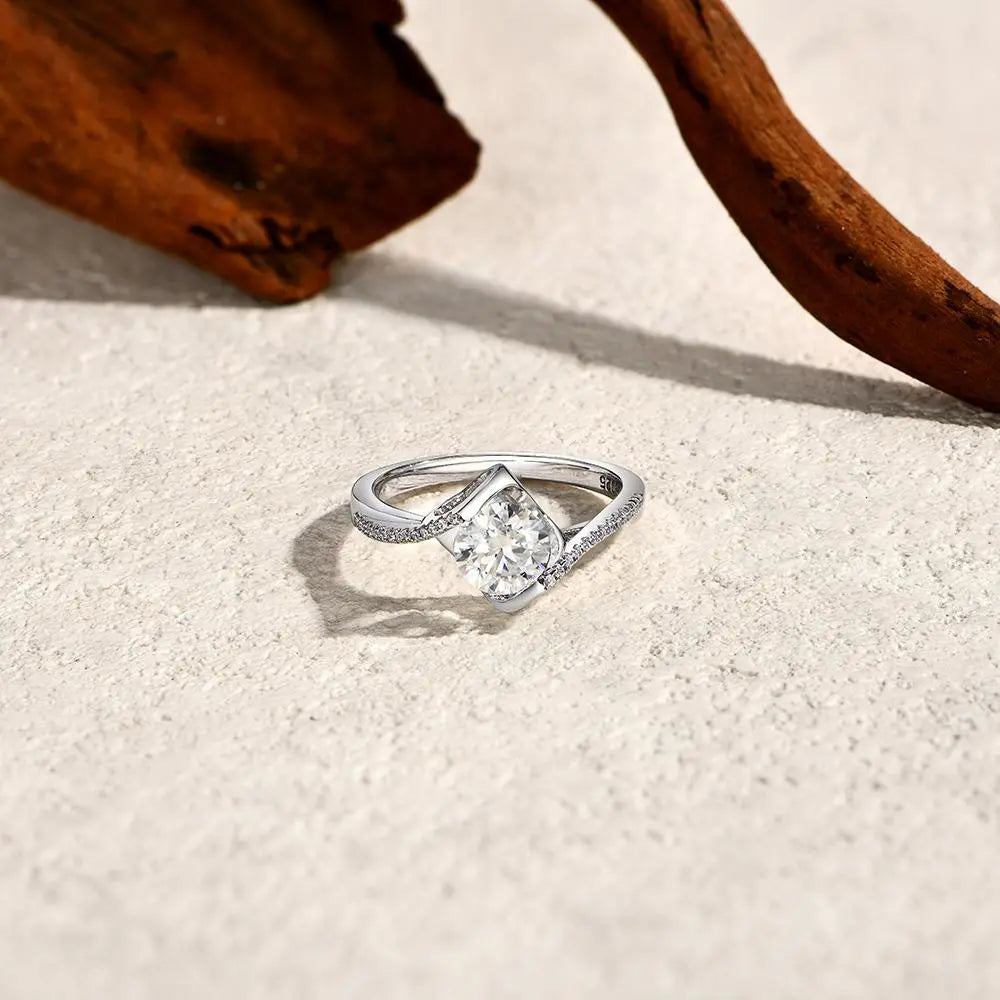 Synthetic Moissanite Ring 1CT D Color VVS1  for Women Birthday Gift Engagement Wedding Party Gift Outdoor fun